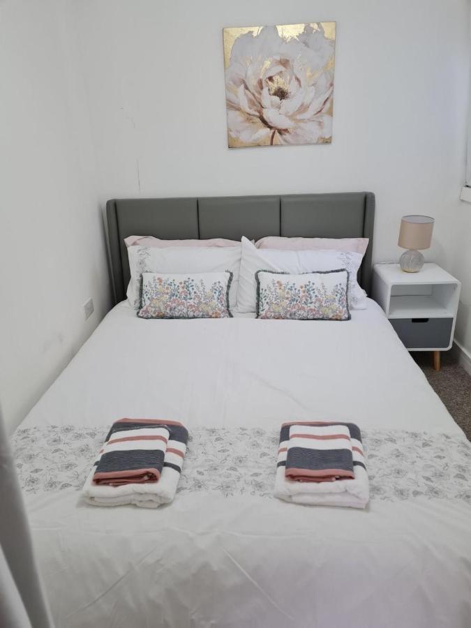 Penlea 1-Bed Flat With Harbour View In Tarbert Apartamento Tarbert  Exterior foto